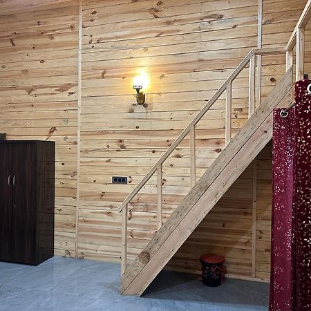 Cabana Riverside Resort - Kainchi Dham ناينيتال المظهر الخارجي الصورة
