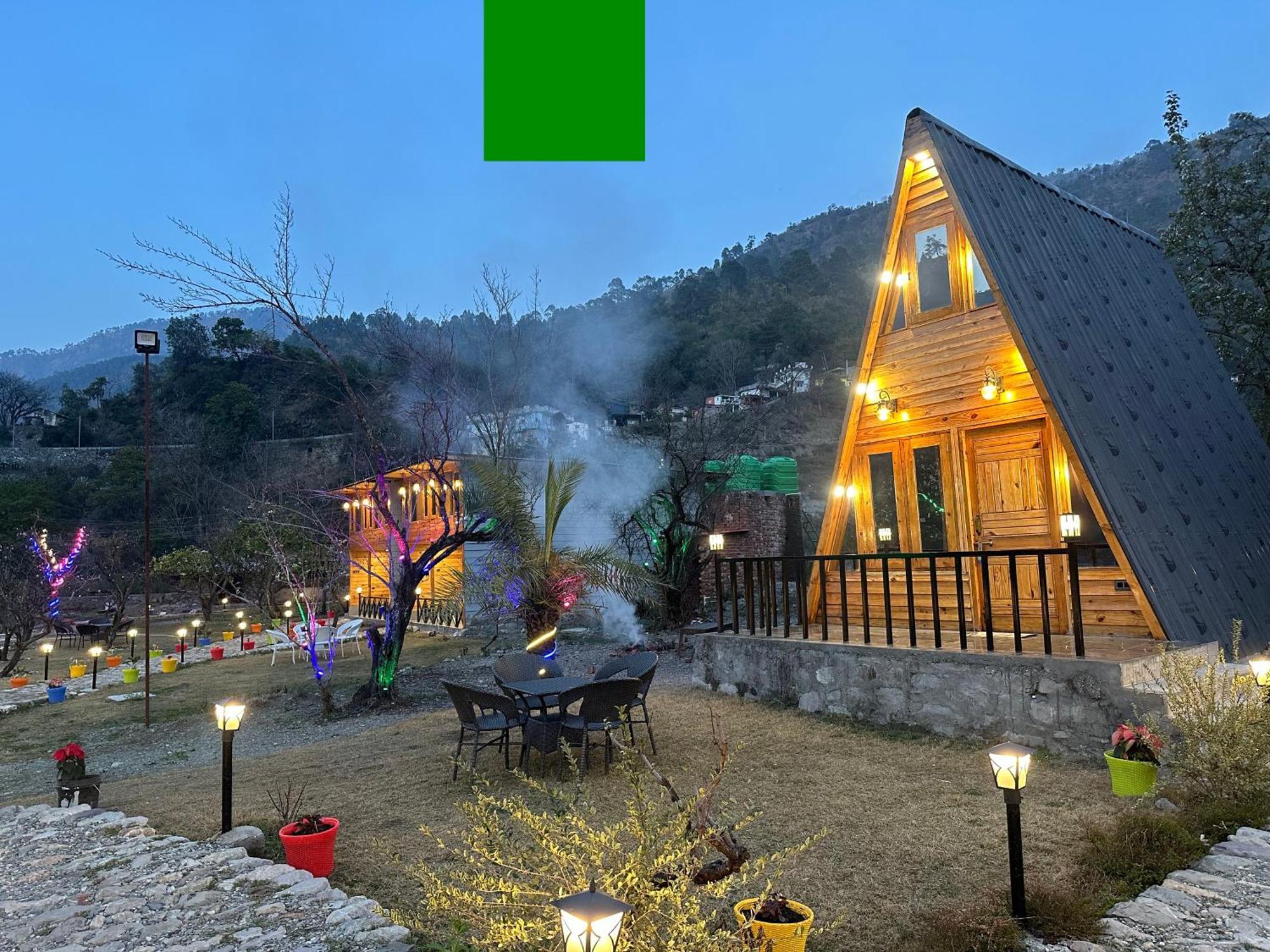 Cabana Riverside Resort - Kainchi Dham ناينيتال المظهر الخارجي الصورة